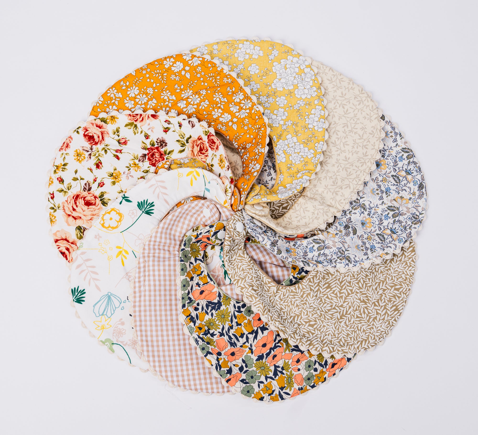 Reversible Organic Cotton Baby Bibs – Double-Layer Absorbent Feeding Bibs for Newborns